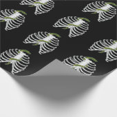 グリーンスネークハロウィーンパターンのリブケージボーン ラッピングペーパー (角)