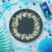 グリーンスノーベリークリスマスリースホリデーパーティー ペーパープレート (パーティー)