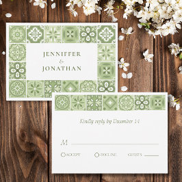 グリーンスペインのタイル