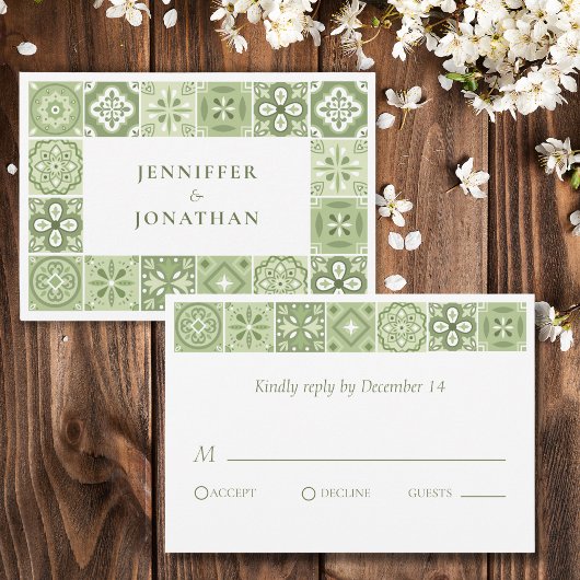 グリーンスペインのタイル