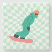 グリーンスーツを着たフリーライド市松模様にスノーボーダー ストーンコースター (正面)