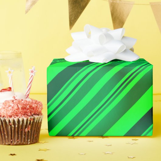グリーンセントパトリックの日アイルランドパーティーネオングラデーション ラッピングペーパー (誕生日パーティー)