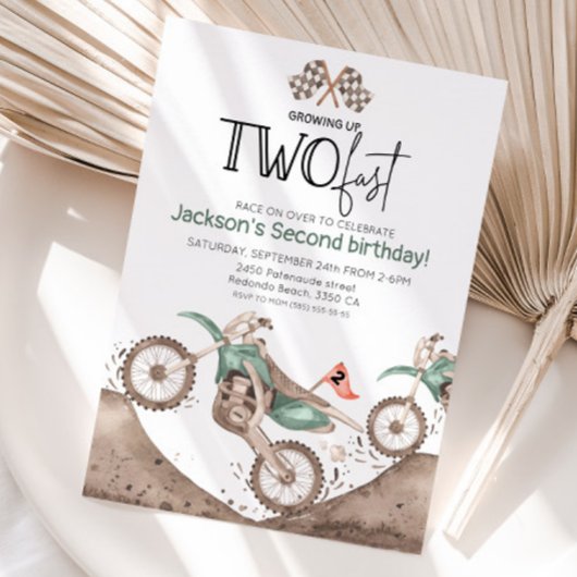 グリーンダートバイク2回目の誕生日–2速く成長 招待状