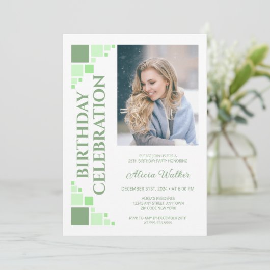 グリーンデジタルフレームコーナーフォト誕生日 招待状 (スタンド正面)