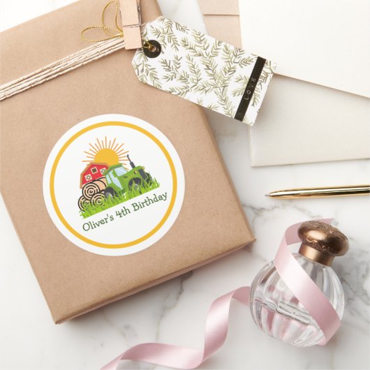 グリーントラクター |男の子をテーマにした誕生日パーティー ラウンドシール (ギフト)