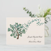 グリーンハートツリーオンアイボリー結婚式招待状 招待状 (スタンド正面)