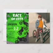 グリーンバイク誕生日フォト招待状 招待状 (正面)