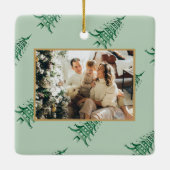 グリーンパゴダのクリスマスツリー2地球の平和 セラミックオーナメント (裏面)