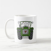 グリーンパーソナライズされたトラクター国の結婚式の贈り物 コーヒーマグカップ (左)