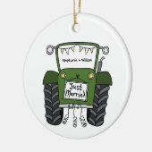 グリーンパーソナライズされたトラクター国の結婚式の贈り物 セラミックオーナメント (左)