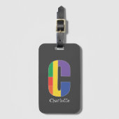 グリーンパープルイエローレッドモノグラムイニシャルCグレー ラゲッジタグ (正面縦)