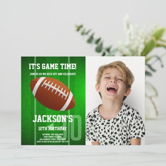 グリーンビッグボールサッカー誕生日招待状写真 招待状 (スタンド正面)