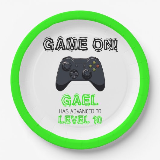 グリーンビデオゲームトラック誕生日 ペーパープレート (正面)