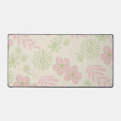 グリーンピンクベージュレトロY2K 70sフラワーパターン デスクマット (正面)