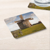 グリーンフィールドとホワイトクラウドとブルースカイの風車 スクエアペーパーコースター (アングル)