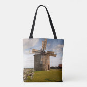 グリーンフィールドとホワイトクラウドとブルースカイの風車 トートバッグ (裏面)