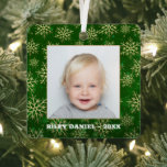 グリーンフォトの雪片 メタルオーナメント<br><div class="desc">あなたの写真お気に入りのは、緑の光の上に金ゴールドの雪の結晶と正方形の金属のオーナメントの上にぼやけのクリスマスの背景に特集される。自分の画像をアップロードして、自分のクリスマスツリーのオーナメントを作成する与えか、家族や友達、親や祖父母への贈り物としては、自分のイメージを作成する！私たちの店の材料、形状とデザインの詳細。</div>