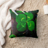 グリーンフォーリーフクローバーラッキー クッション (ブランケット)