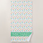 グリーンブルー恐竜パターン名前をカスタムする ビーチタオル (正面)