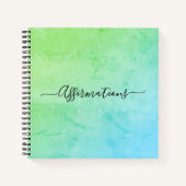 グリーンブルー絞り染めブラックタイポグラフィ主張 ノートブック (正面)