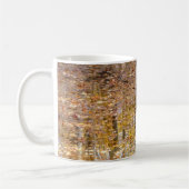 グリーンベルトパークでのスティルクリークでの反射 コーヒーマグカップ (左)