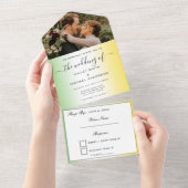 グリーンホワイトと金ゴールドジャマモダンリカの結婚写真 オールインワン招待状 (貼ってはがせる)