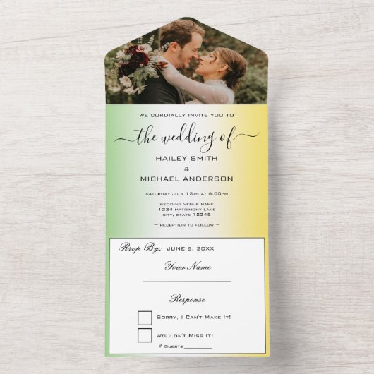 グリーンホワイトと金ゴールドジャマモダンリカの結婚写真 オールインワン招待状 (内側)