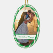 グリーンホワイトキャンディーケーンフレーム写真テンプレート セラミックオーナメント (左)