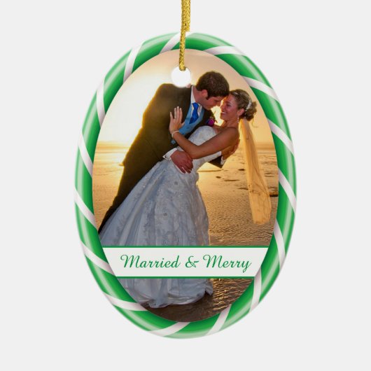 グリーンホワイトキャンディーケーンフレーム写真テンプレート セラミックオーナメント (正面)