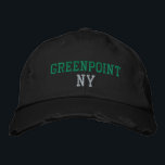 グリーンポイントNYグリーンオンブラックヴィンテージスタイル 刺繍入りキャップ<br><div class="desc">GREENPOINT NYブラックヴィンテージの綿帽子に動揺して緑の刺繍。刺繍は、「編集デザイン」ツールボタンを選択して他の色の選択にカスタマイズ可能。メインアイテムページで色の選択を選択することもできます。</div>