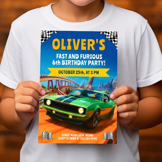 グリーンマッスルカー付きレースカー誕生日パーティー 招待状