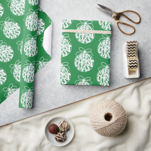グリーンメリークリスマスオーナメントホリデー ラッピングペーパー (クラフト)