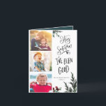 グリーンモダンおもしろいスクリプトHey Santa Pine Bough写真 シーズンカード<br><div class="desc">友人、同僚、家族にこの素敵な3つのフォトコラージュ折り畳まれたホリデーカードに休日の願いと挨拶を送る！単クリックに'このテンプレートをパーソナライズ'前面の写真、名前&年と背面のメッセージを変更する。フラットカード、折り畳みカード、はがき、フレキシブルなフォトマグネットとして利用可能。皆さん聖降誕祭お目出度う、新年おめでとう。</div>