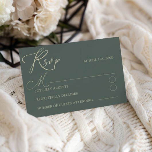 グリーンモダンおよび金ゴールドタイポグラフィRSVP結婚の 出欠カード