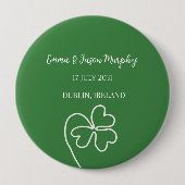 グリーンモダンアイリッシュクローバー結婚リーフ 缶バッジ (正面)