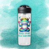 グリーンモダンカエルを息を吸い込む | ウォーターボトル