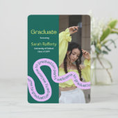 グリーンモダンカラフルタイポグラフィ 招待状 (スタンド正面)