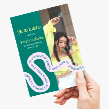 グリーンモダンカラフルタイポグラフィ