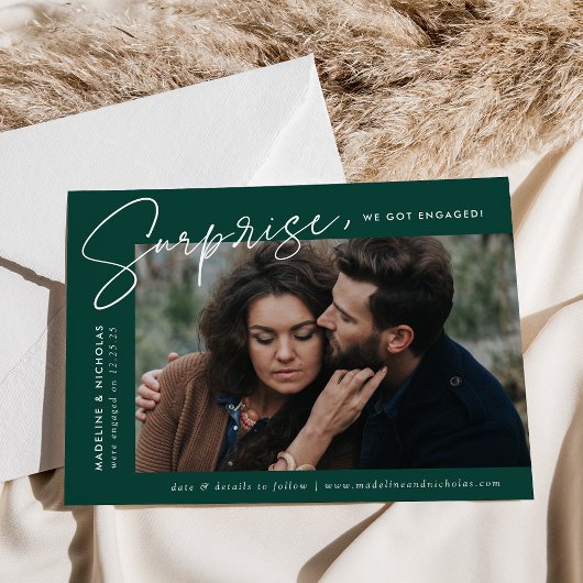 グリーンモダンサプライズ写真婚約 案内状