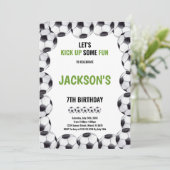 グリーンモダンフィールドスポーツテーマ子供へ 招待状 (スタンド正面)