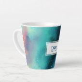 グリーンモダン&レッド宇宙ネブラウォーター色 カフェラテマグ (左アングル)