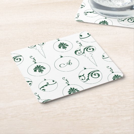 グリーンモノグラムバウブルクリスマスオーナメントパターン スクエアペーパーコースター (アングル)