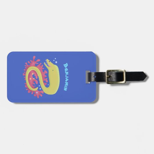 グリーンモレイウナギおもしろいアニメイラストレーション ラゲッジタグ (正面横)