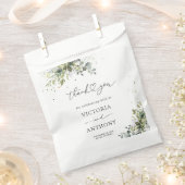 グリーンユーカリフローラブライダルシャワー フェイバーバッグ (クリップ留めされた状態)