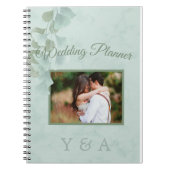 グリーンユーカリプトゥス葉の写真ウェディングプランナー ノートブック (正面)