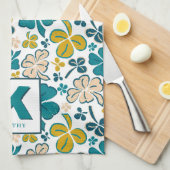 グリーンラッキーシャムロッククローバーパターモノグラムのン キッチンタオル (四つ折り)