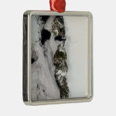 グリーンランド西海岸沿いのまろやかな池 メタルオーナメント (右)