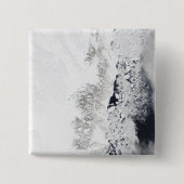 グリーンラン東海岸の衛星観測 缶バッジ (正面)