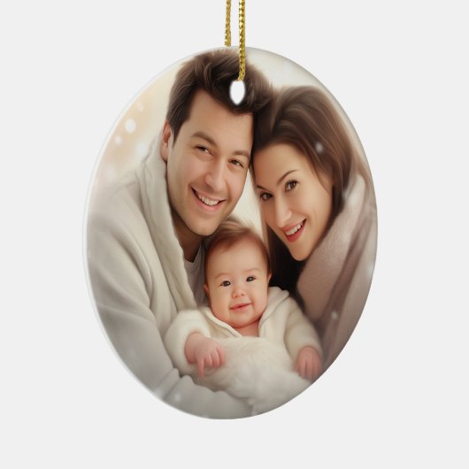 グリーンリージオメトリック私たちの初めてのクリスマス婚約したサー セラミックオーナメント (右)