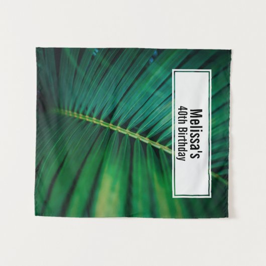 グリーンリーフトロピカルフォレスト自然フォト誕生日 タペストリー (正面(横))